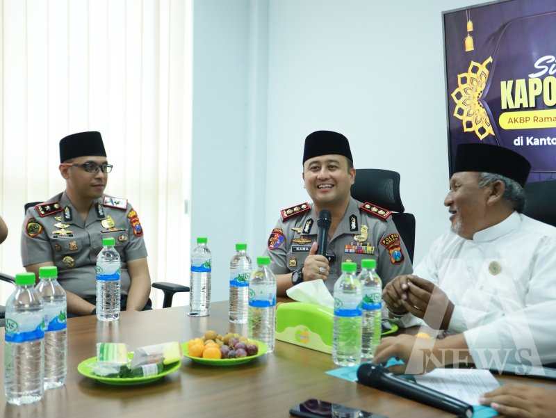 Kapolres Gresik AKBP Ramadhan Nasution kunjungan ke MUI didampingi Wakapolres Kompol Shabda Purusha