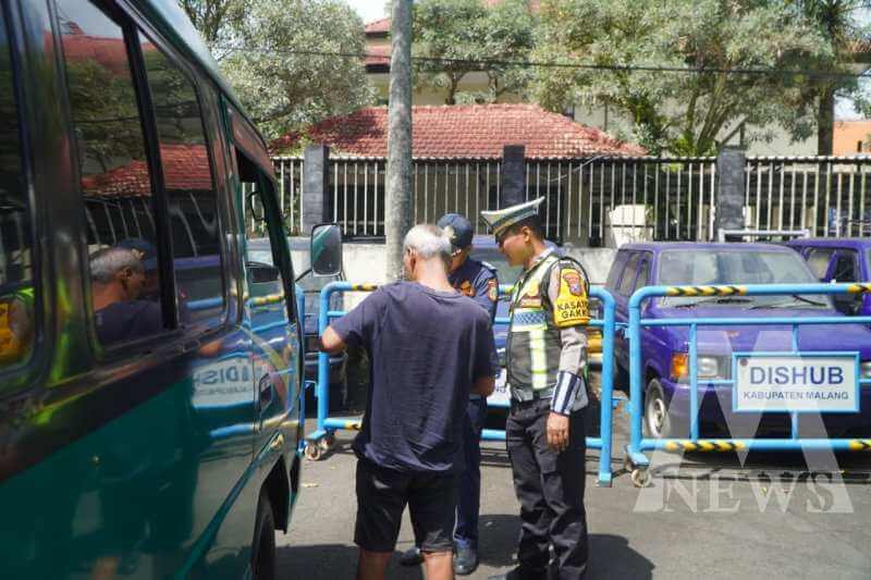 Satlantas Polres Malang gelar ramp check dalam rangka Operasi Keselamatan Semeru