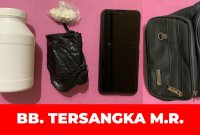 Tersangka diamankan Polisi beserta barang buktinya