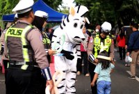 Satlantas Polres Gresik sapa warga di CFD, wujudkan jalan raya aman