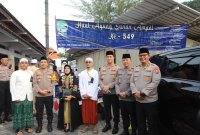 Kapolres Pelabuhan Tanjung Perak Surabaya AKBP Wahyu Hidayat ikut amankan haul Agung Sunan Ampel