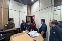 Kanwil DJP Jatim 1 dan Kejar Jatim serahkan tersangka dan P-22 perpajakan