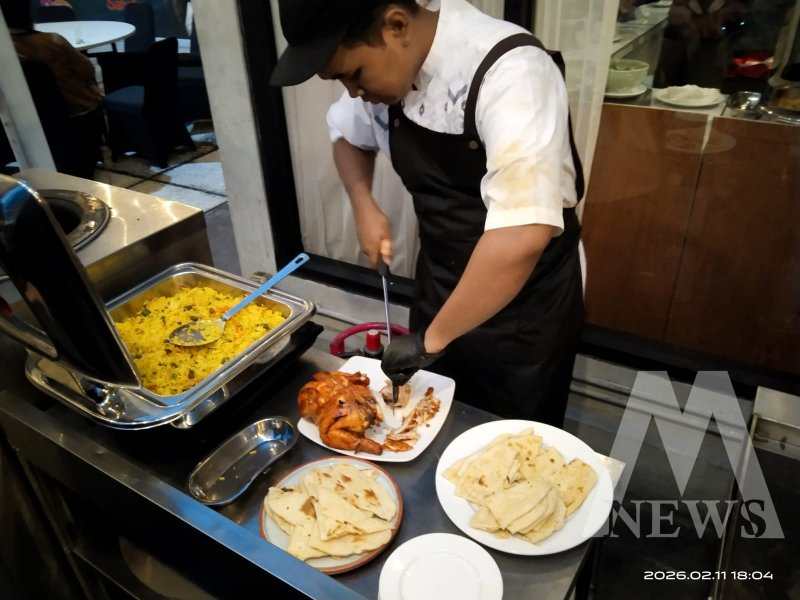 Buka Puasa Menu Middle East All You Can Eat Berhadiah 1 Tiket Umrah di MaxOne Hotel Dharmahusada Surabaya