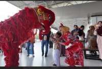 Barongsai dan Naga Liong meriahkan perayaan Imlek
