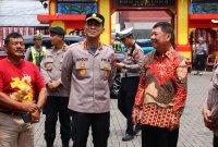 Kapolresta Malang Kota Kombespol Putu Kholis Aryana tinjau klenteng