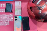 Polres Pelabuhan Tanjung Perak amankan pelaku beserta barang buktinya