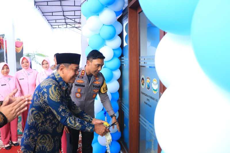 Kapolres Ngawi AKBP Prayoga Angga Widyatama resmikan SPPG
