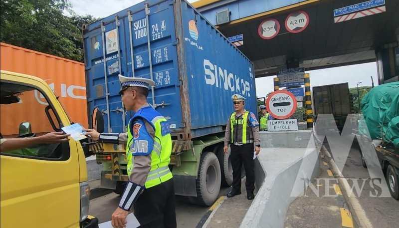 Ditlantas Polda Jatim sosialisasi tertib berlalulintas