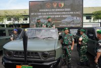 Danrem 084/BJ Brigjen TNI Danny Alkadrie saat penyerahan 43 Ransus