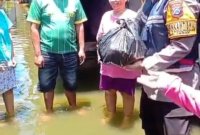 Polsek Taman beri bantuan sembako untuk warga