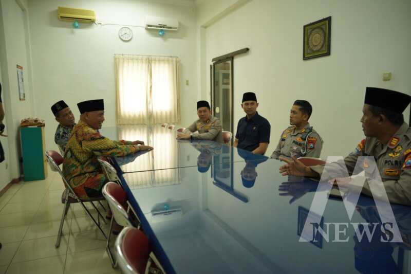 Kapolres Bojonegoro AKBP Afrian Satya Permadi silaturahmi dengan Tokoh Agama
