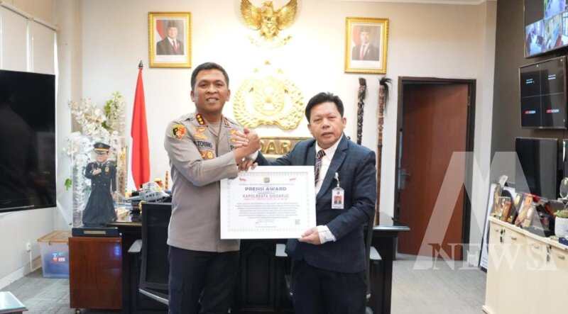 Kapolresta Sidoarjo Kombespol Christian Tobing Raih Presisi Award