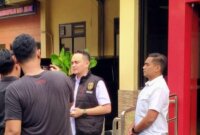 Kasatreskrim Polres Mojokerto AKP Aldhino Prima Wirdhan berikan keterangan