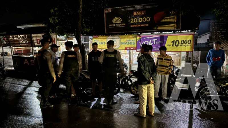 Satsamapta Polres Bondowoso patroli sahur di bulan Ramadhan