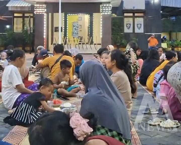 Polsek Pakal gelar Buka Bersama Komunitas Wong Bodo dan masyarakat
