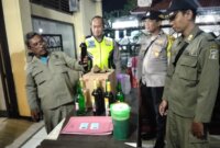 Polsek Kenjeran sita Miras dalam Operasi Cipta Kondisi