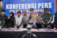Polres Bojonegoro konferensi pers Operasi Pekat Semeru