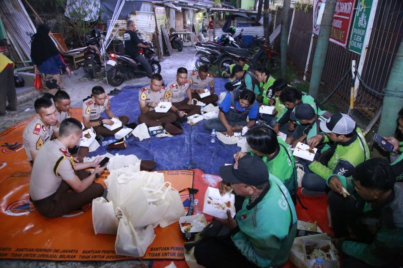 Taruna Akpol sosialisasi layanan 110