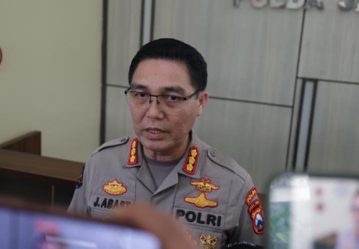 Kabid Humas Polda Jatim Kombespol Jules Abraham Abast