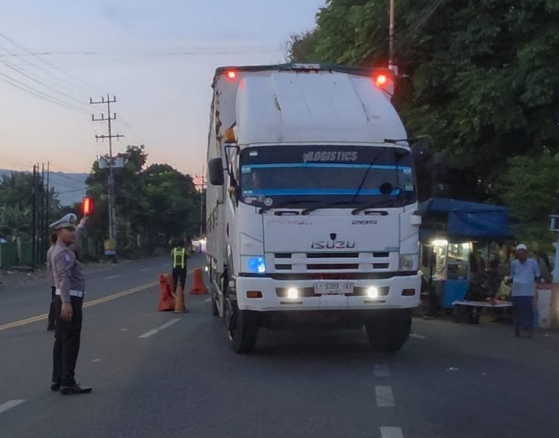 Satlantas Polresta Banyuwangi saat optimalkan Buffer Zone Bulusan