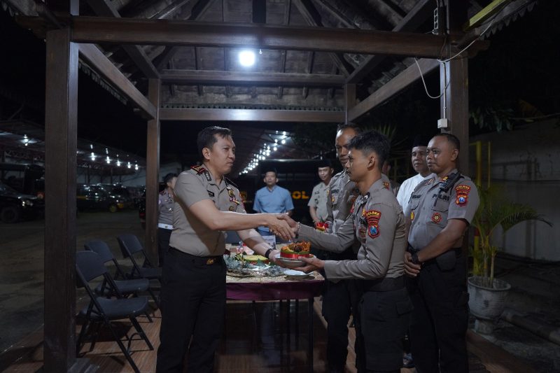 Kapolres Bojonegoro AKBP Afrian Satya Permadi saat peringati HUT Korps Sabhara