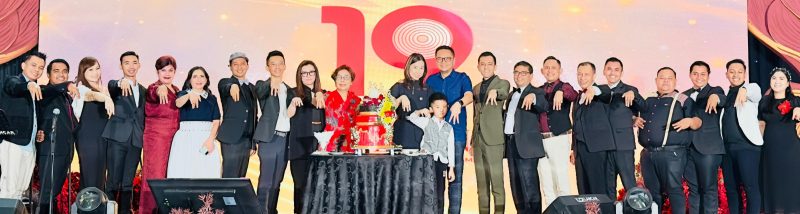 The Symphony of Nineteen di HUT Mercure Surabaya Grand Mirama