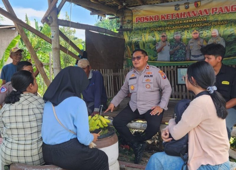 Polsek Kenjeran dan Mahasiswa riset jagung