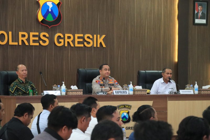Kapolres Gresik AKBP Ramadhan Nasution gelar sosialisasi