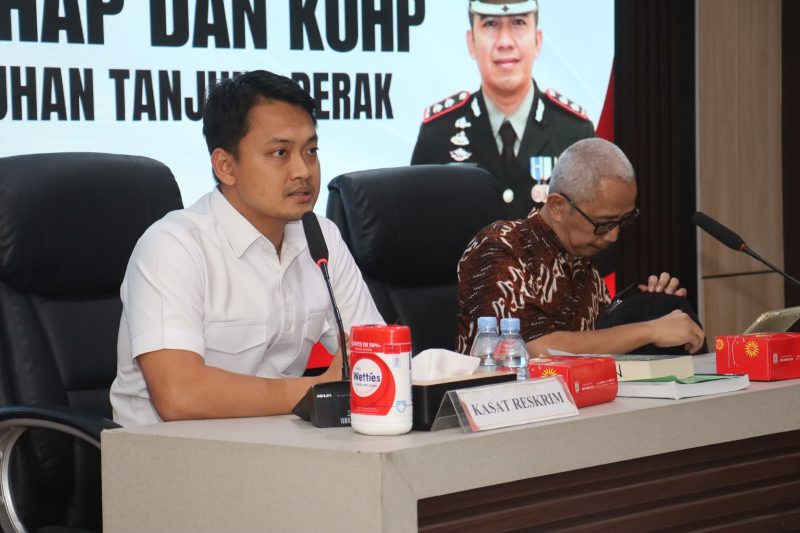 Kasatreskrim Polres Pelabuhan Tanjung Perak AKP Mohammad Prasetyo