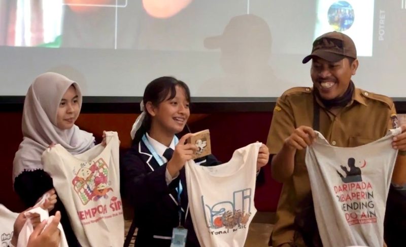 Mercure Surabaya Grand Mirama bersama Tunas Hijau peringati Hari Bumi