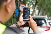 Satlantas Polres Gresik Operasikan ETLE Handheld
