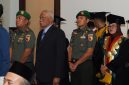 Kasiter Korem 084/Bhaskara Jaya Kolonel Kav Ivan Alfa hadiri wisuda