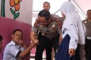 Kapolres Gresik AKBP Ramadhan Nasution saat kunjungan ke SLB Kemala Bhayangkari 2,