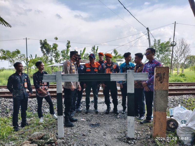 Masyarakat diimbau tidak buka perlintasan Ilegal