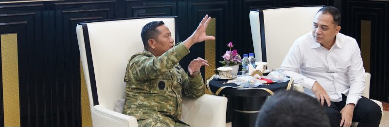 Danrem 084/Bhaskara Jaya Brigjen TNI Kohir silaturahmi ke Walikota Surabaya Eri Cahyadi