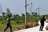 Jalan Cor Beton di Slempit