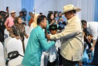 Presiden RI Prabowo Subianto sapa masyarakat Tuban