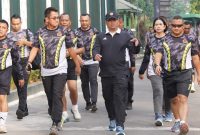 Danrem 084/Bhaskara Jaya Brigjen TNI Kohir olahraga bersama anggota