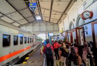 KAI Commuter Line wilayah 8 Surabaya