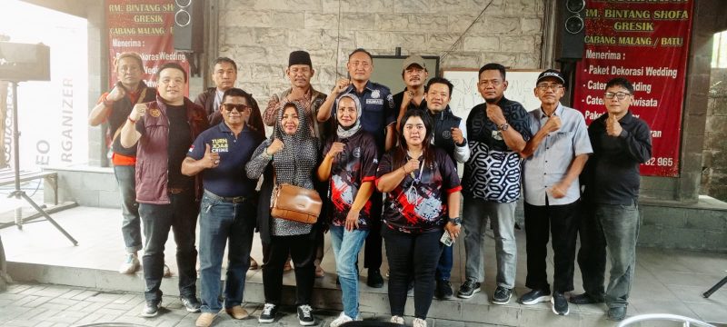 Wartawan GOP News bersama Polres Gresik di RM Bintang Shofa