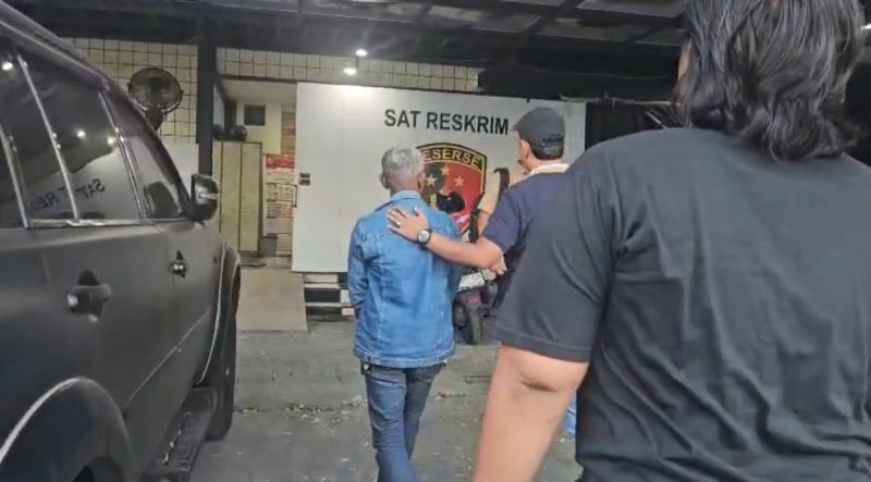 URC Polres Pelabuhan Tanjung Perak tangkap pelaku pencurian tiang rambu