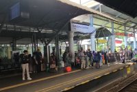 Pengguna KA di Daop 8 Surabaya