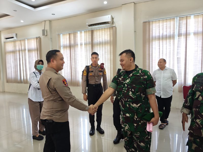 Kapolres Gresik AKBP Ramadhan Nasution gelar Donor Darah