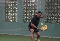 Danrem 084/Bhaskara Jaya Brigjen TNI Kohir saat olahraga Padel