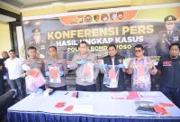 Kapolres Bondowoso AKBP Dr Aryo Dwi Wibowo berikan keterangan