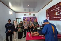 Kapolres Blitar AKBP Rivanda saat acara Khitanan Massal Gratis