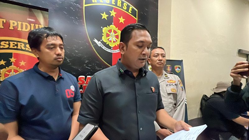 Kasatreskrim Polres Lumajang AKP M Ari Nuzul Aulia berikan keterangan