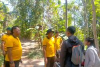 Polres Bondowoso selamatkan 2 warga tersesat di Puncak Mahadewa