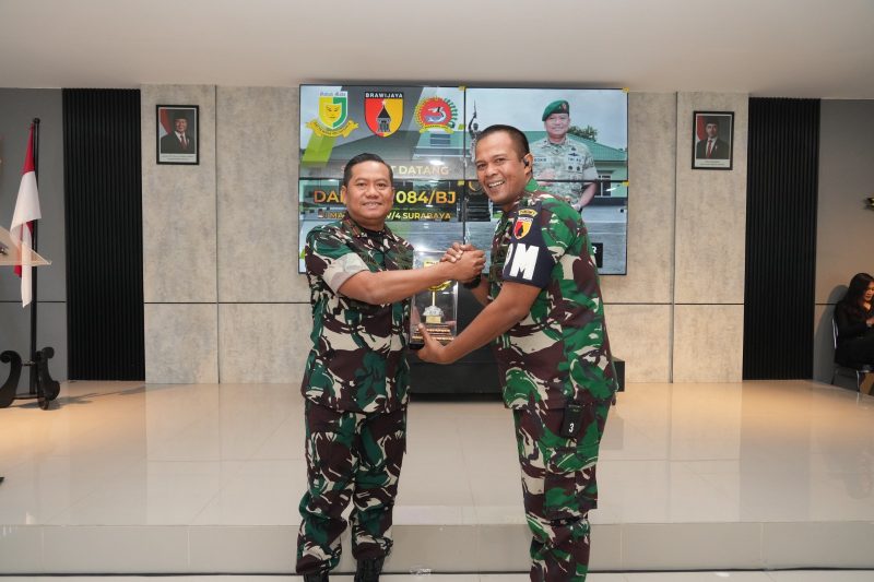 Danrem 084/Bhaskara Jaya Brigjen TNI Kohir apresiasi Komandan Denpom V/4 Surabaya Letkol Cpm Adrian Syapri Putra Nasution