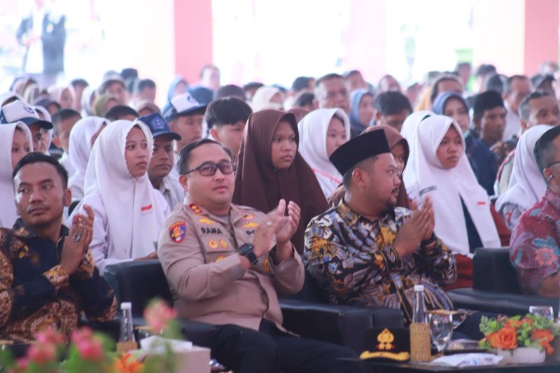 Kapolres Gresik AKBP Ramadhan Nasution hadiri pembukaan MPLS Sekolah Rakyat